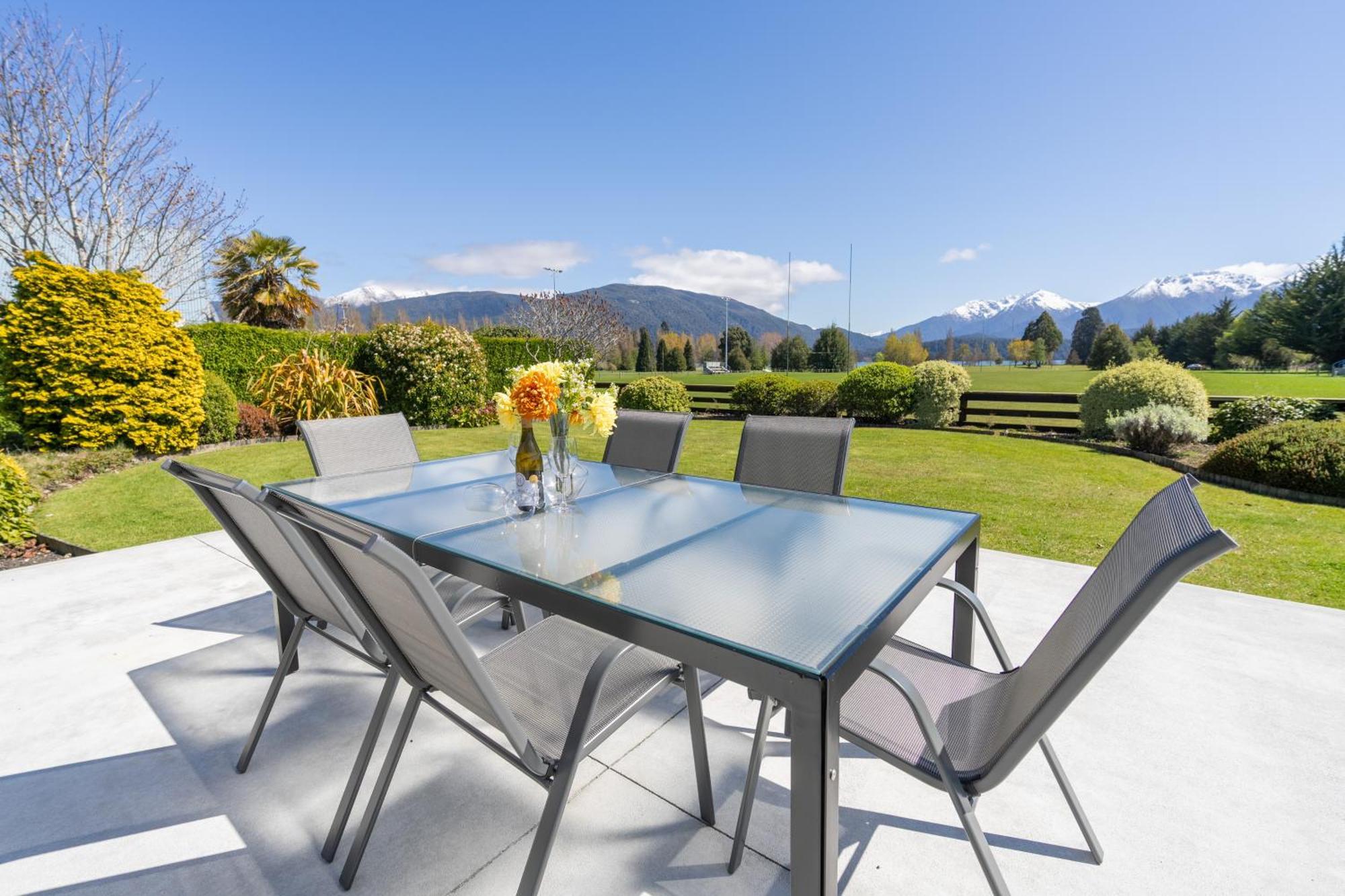Kepler Retreat - Te Anau Holiday Home Exterior foto